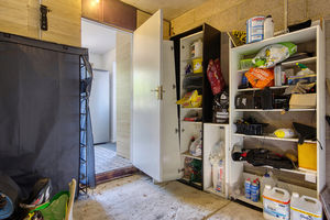 Garage- click for photo gallery